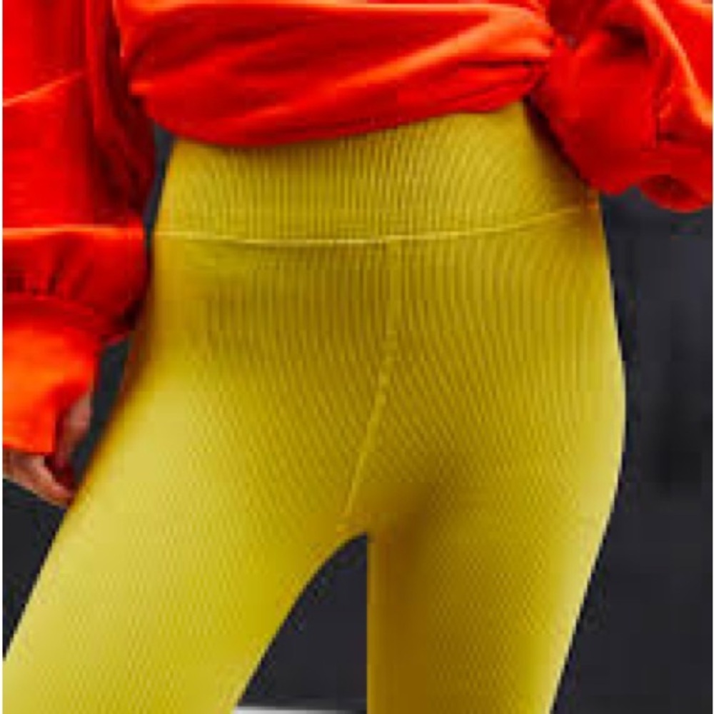 Free People Movement Work It Out Kauai   Vibrant Chartreuse Leggings size xs/ s